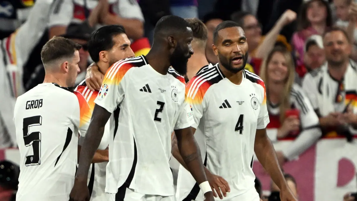 Euro 2024: Deutschland — Schottland: ARCHIV - 14.06.2024, Bayern, München: Fußball: EM, Deutschland - Schottland, Vorrunde, Gruppe A, 1. Spieltag, in der München Fußball Arena, Deutschlands(l-r) Pascal Groß, Emre Can, Antonio Rüdiger und Jonathan Tah. (zu dpa: «Rettig will keine Abwehrdebatte: Trotzdem mit elf spielen») Foto: Federico Gambarini/dpa +++ dpa-Bildfunk +++