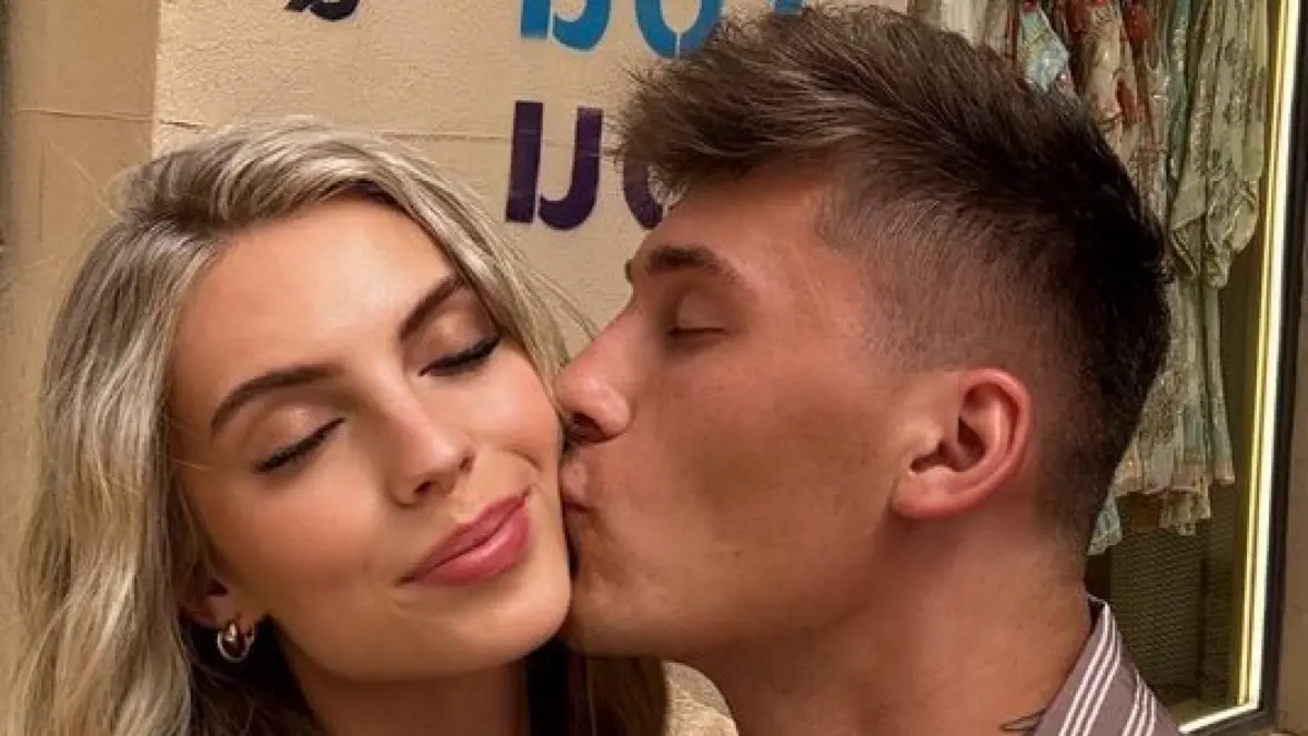 Fynn Kunz hat seine Beziehung zu Laeny Kathmann öffentlich gemacht. Wer ist die hübsche Blondine?