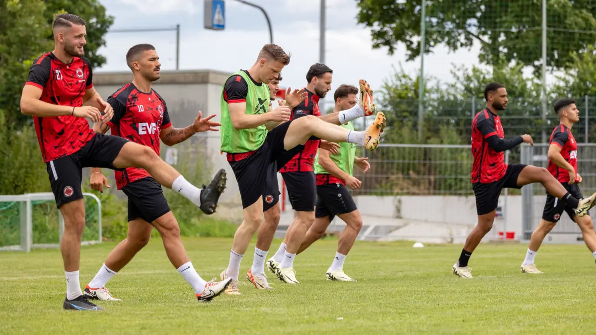 1.Göppinger SV, Fussball, Regionalliga Süedwest - Trainingsauftakt, Saison 2024/2025, Rasensportplatz Stadion SV Göppingen, Hohenstaufenstr. 116, 73033 Göppingen, 30.06.2024 - 10:00 Uhr: #,
1.Göppinger SV, Fussball, Regionalliga Süedwest - Trainingsauftakt, Saison 2024/2025, Rasensportplatz Stadion SV Göppingen, Hohenstaufenstr. 116, 73033 Göppingen, 30.06.2024 - 10:00 Uhr,
Foto: PhotoPeet-Sportfotografie/Peter Harich