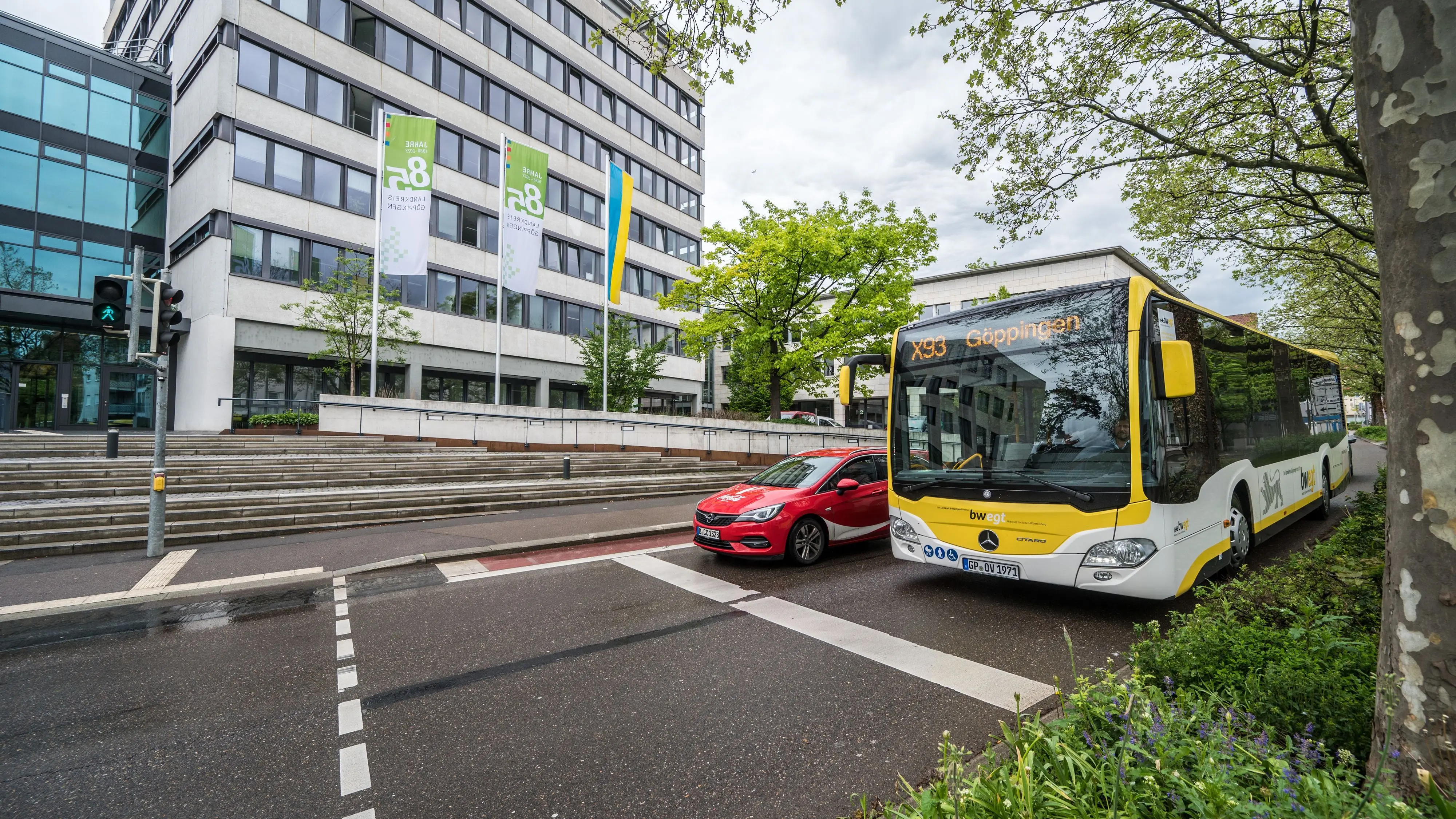 Expressbus Nahverkehr Kreis Göppingen: Der neue Voralb-Expressbus startet 2026 ...
