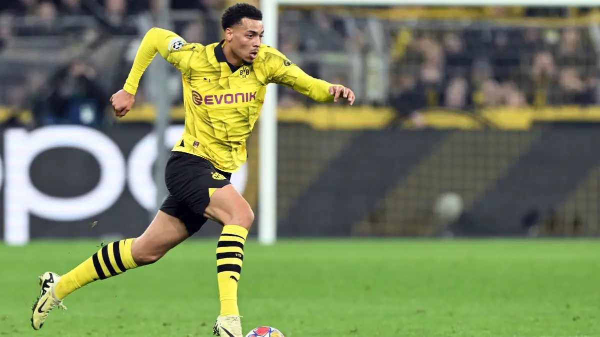 Doppeltorschütze Felix Nmecha: ARCHIV - 13.03.2024, Nordrhein-Westfalen, Dortmund: Fußball: Champions League, Borussia Dortmund - PSV Eindhoven, K.o.-Runde, Achtelfinale, Rückspiele, im Signal Iduna Park. Dortmunds Felix Nmecha spielt den Ball. (zu dpa: «BVB gewinnt das erste Testspiel unter Trainer Sahin») Foto: Federico Gambarini/dpa +++ dpa-Bildfunk +++