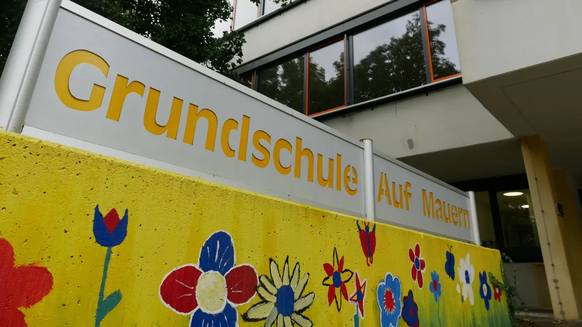 Bempflingen Grundschule Auf Mauern Kollektiv