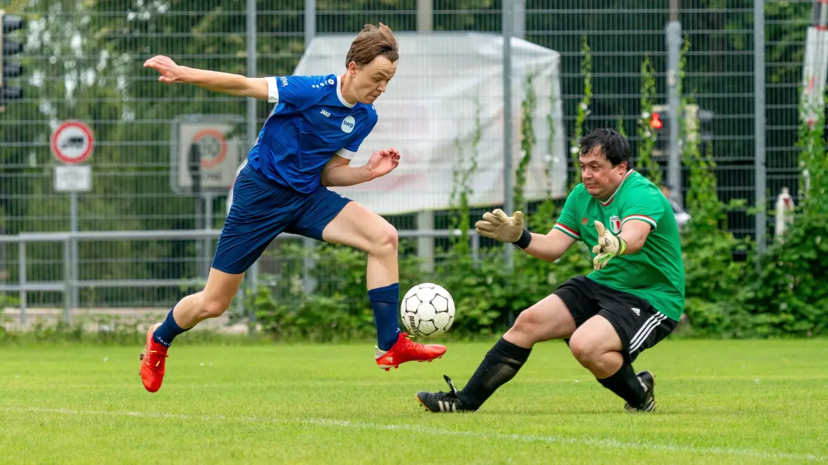 Fußballspiel Presse gegen Justiz - VfL Ulm in Böfingen