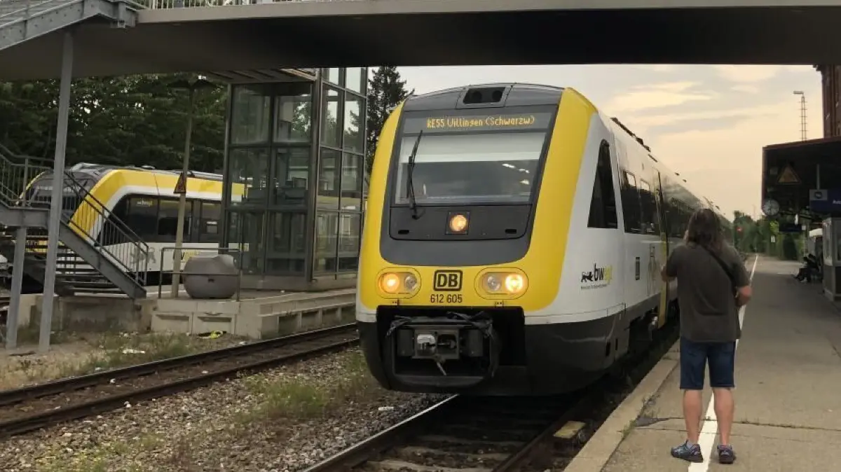 Auf der Donaustrecke gibt es derzeit Schienenersatzverkehr, aktuell im Abschnitt zwischen Allmendingen und Herrlingen.