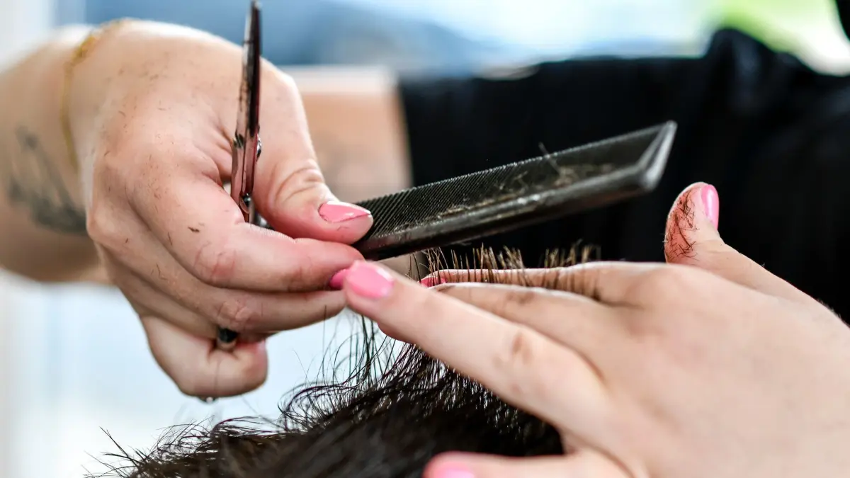 Friseur - Haarschnitt