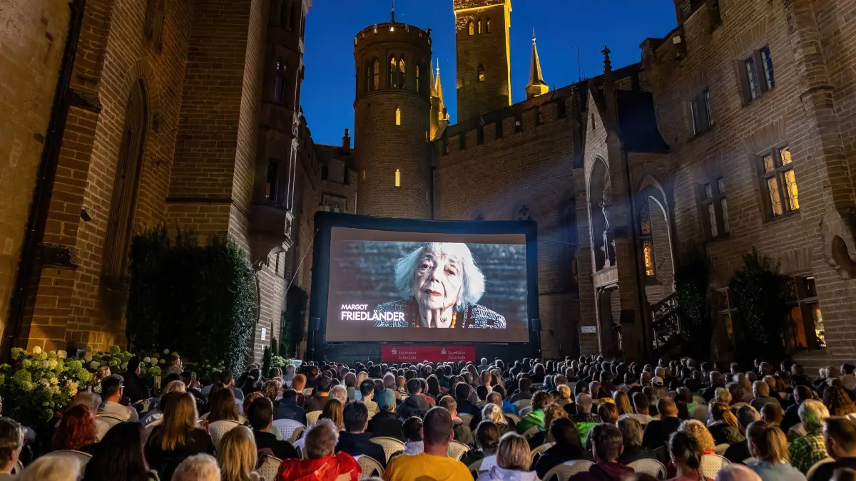 Kino Burg Hohenzollern Führer und Verführer