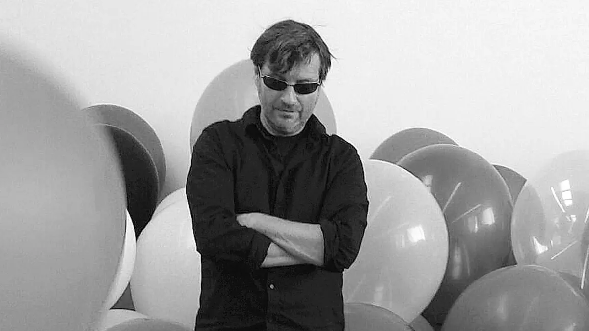 Marcus Neufanger KiSS Untergröningern: Der Haller Künstler Marcus Neufanger wird neuer Kurator des Kunstvereins KiSS in Untergröningen. Will sich nicht fotografieren lassen. Nur dieses Schwarz-Weiß-Foto dürfe von ihm veröffentlicht werden, sagt er.