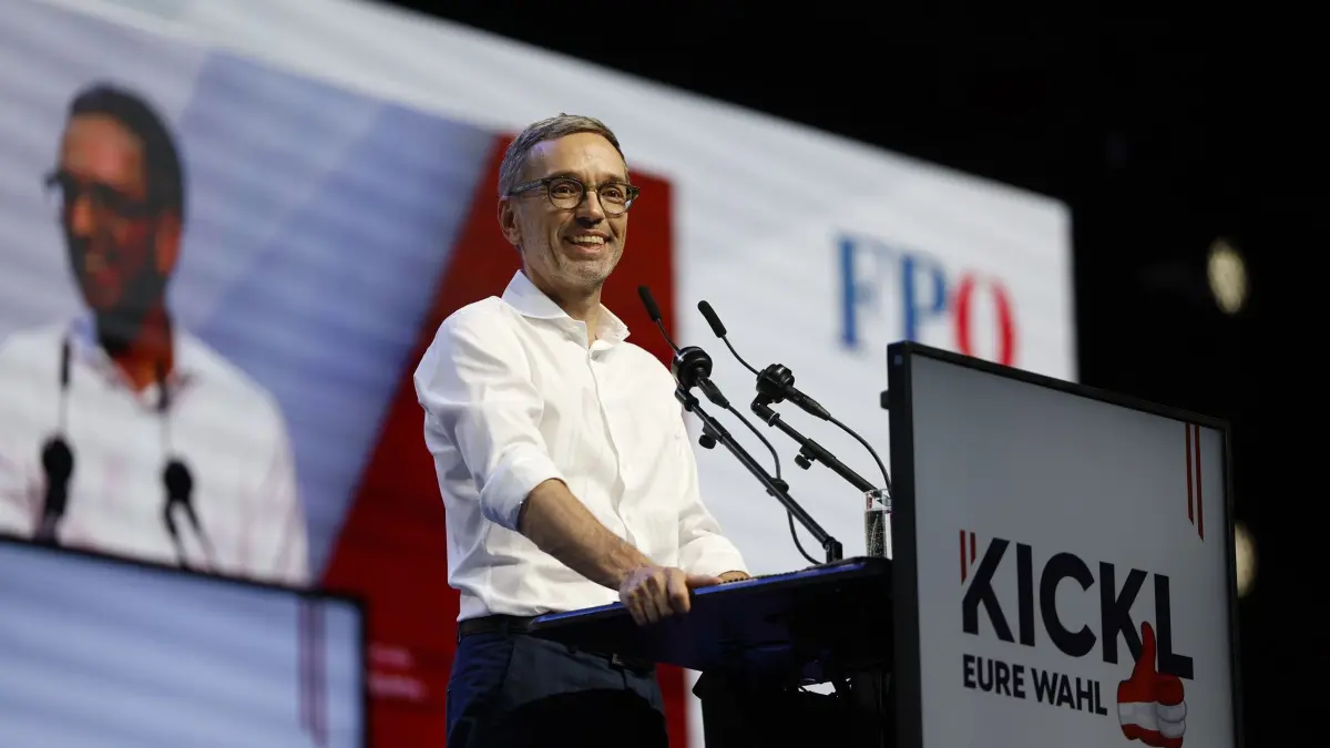FPÖ-Wahlkampfauftakt in Graz: 07.09.2024, Österreich, Graz: FPÖ-Parteichef Herbert Kickl hält eine Rede beim Wahlkampfauftakt der FPÖ in Graz. Foto: Erwin Scheriau/APA/dpa +++ dpa-Bildfunk +++