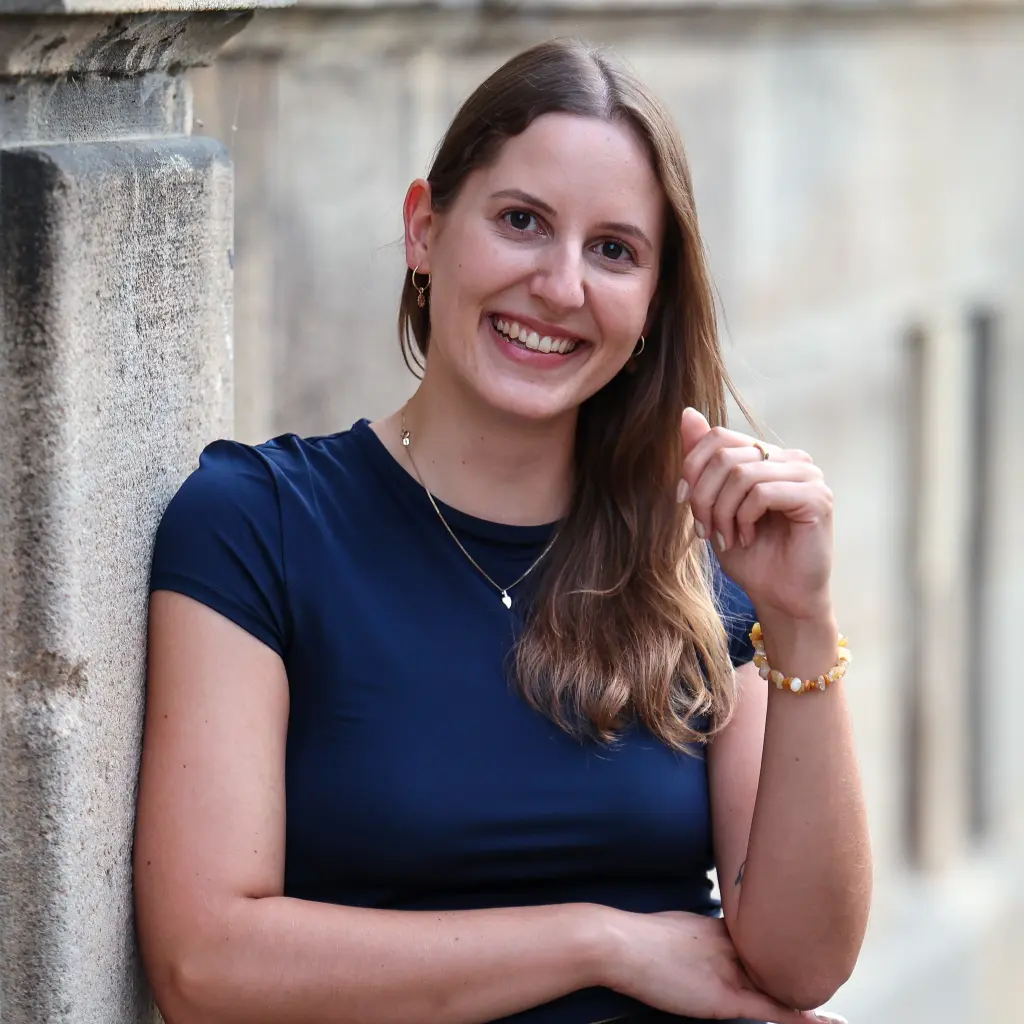 Bild des Autors bzw. der Autorin Katja Länge