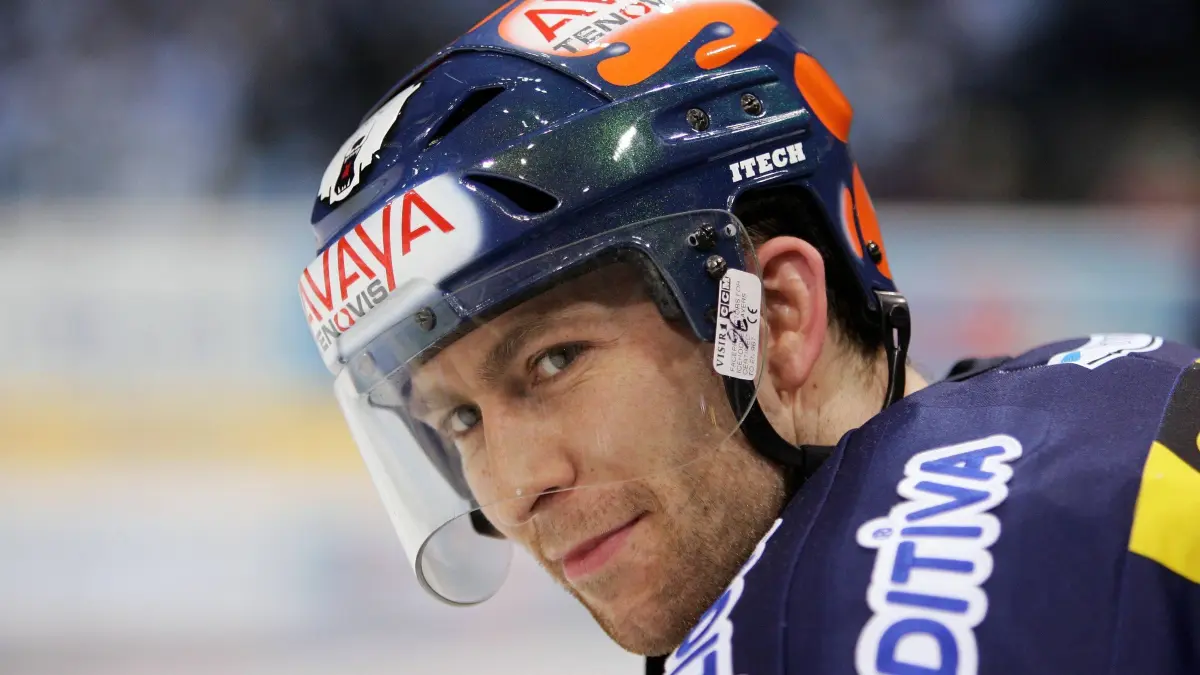 Sven Felski (Eisb?ren Berlin) Eishockey DEL Herren Saison 2005/2006, EHC Eisb?ren Berlin Einzelbild Hamburg Eishockey DE: Sven Felski Eisb?ren Berlin Eishockey DEL Herren Saison 2005/2006, EHC Eisb?ren Berlin Einzelbild Hamburg Eishockey DEL Herren Saison 2005/2006, EHC Eisb?ren Berlin Einzelbild Hamburg