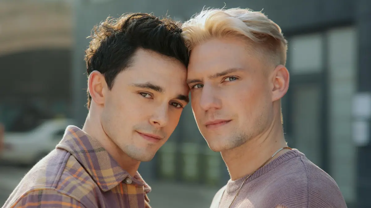 Luis (Marc Weinmann, l.) und Moritz (Lennart Borchert) gehen ab sofort getrennte Wege.