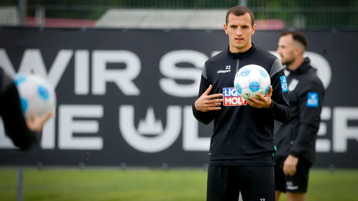 Fußball, SSV Ulm: Öffentliches Training am Donnerstag um 14 Uhr mit Bild von Neuzugang Aleksandar Kahvic
