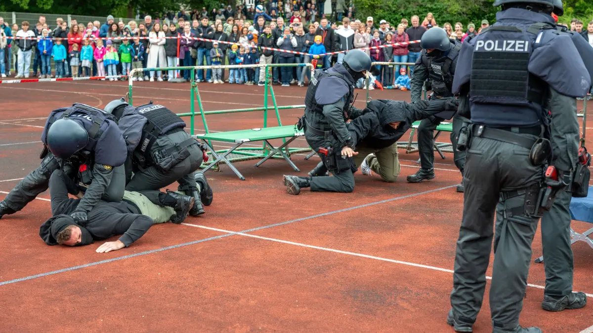 Göppingen, Tag der Offenen Tür PP-Einsatz Bepo Polizeipräsidium Einsatz