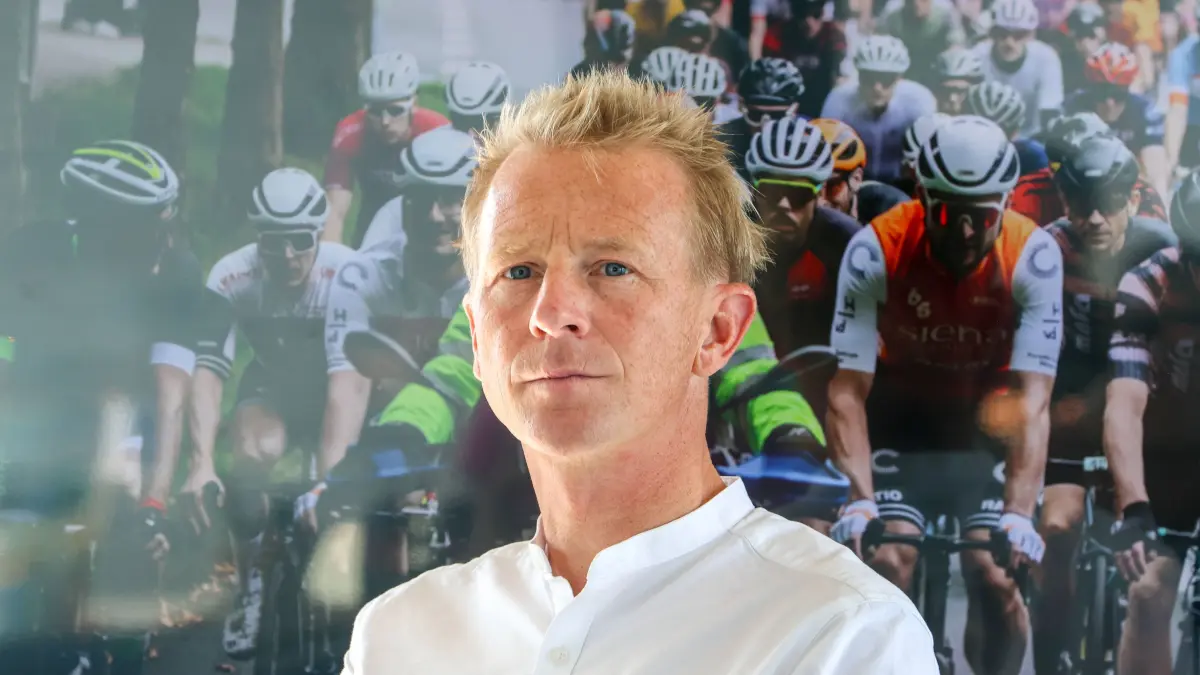 Pressekonferenz Sparkassen M?nsterland Giro. Im Jahr 2024 verbindet das Profi Rennen Haltern am See mit M?nster. Gruppen: Pressekonferenz Sparkassen M?nsterland Giro. Im Jahr 2024 verbindet das Profi Rennen Haltern am See mit M?nster. Gruppenbild der Beteiligten. Fabian Wegmann, Sportlicher Leiter des Sparkassen M?nsterland Giro, Haltern am See, Nordrhein-Westfalen, DEU, Deutschland, 16.09.2024 *** Press conference Sparkassen M?nsterland Giro In 2024, the professional race will link Haltern am See with M?nster Group photo of those involved Fabian Wegmann, Sports Director of the Sparkassen M?nsterland Giro, Haltern am See, North Rhine-Westphalia, DEU, Germany, 16 09 2024