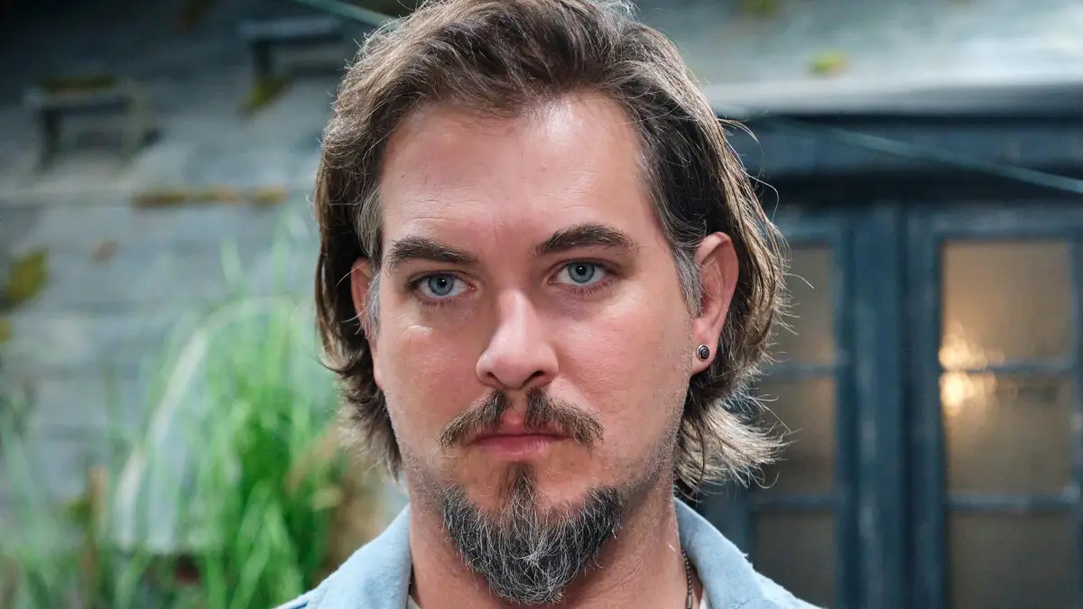 Davids (Diego Carlos Seyfarth) Wut kocht erneut über.