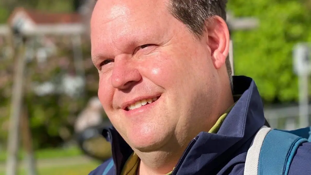 Heute unterrichtet Frank Informatik an der Urspringschule, leitet die Musikschule in Munderkingen und ist zusätzlich - als "Sahnehäubchen", wie er sagt - Dirigent der Stadtkapelle Schelklingen.
