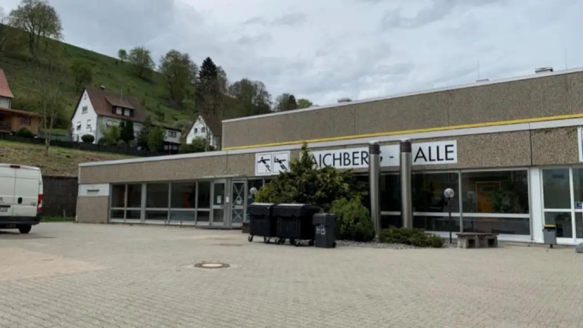 Die Raichberghalle in Onstmettingen ist derzeit gesperrt und müsste eigentlich komplett saniert werden.