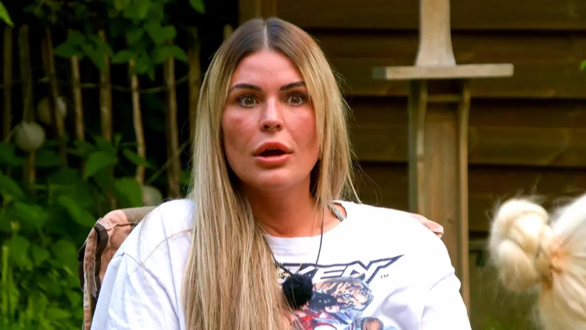 Im „Sommerhaus der Stars“ steht in Folge 2 die erste Nominierung an.