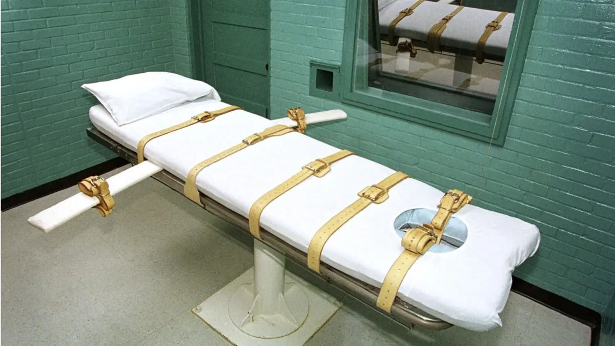 ARCHIV - 01.01.2000, USA, Huntsville: ARCHIV - Die Todeszelle des berüchtigten Huntsville-Gefängnisses. Im vergangenen Jahr wurden nach Angaben von Amnesty International weltweit so wenige Hinrichtungen dokumentiert wie zuletzt vor zehn Jahren. Die Menschenrechtsorganisation verzeichnet in Jahresbericht 2018 zur Todesstrafe mindestens 690 Hinrichtungen in 20 Staaten. (zu dpa: «Mörder per Giftspritze in den USA hingerichtet») Foto: Paul Buck/epa/dpa +++ dpa-Bildfunk +++