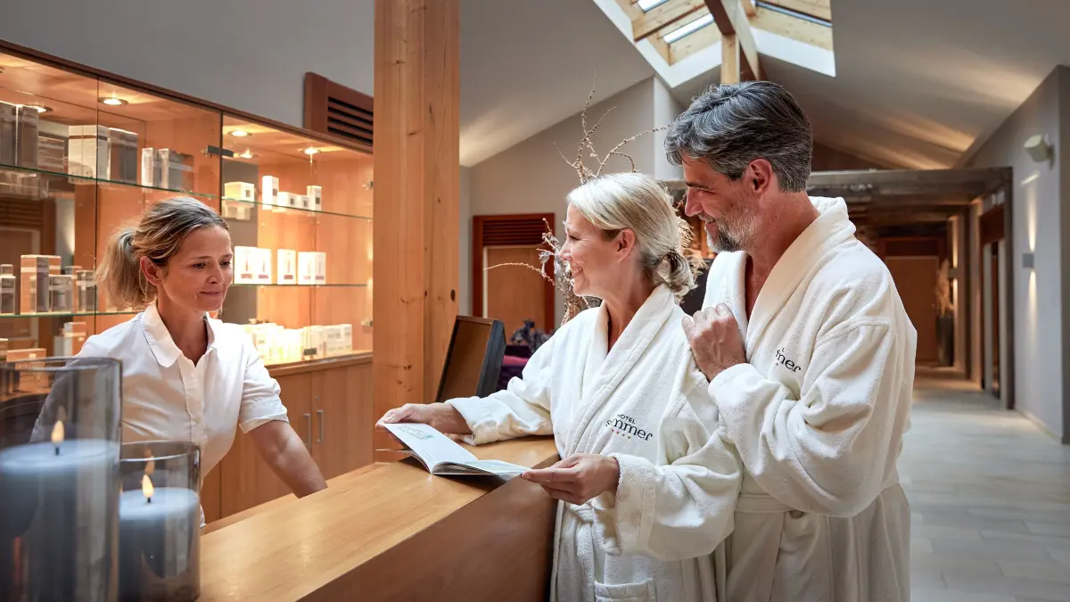 Wellness-Anwendungen in stilvollem Ambiente versprechen jede Menge