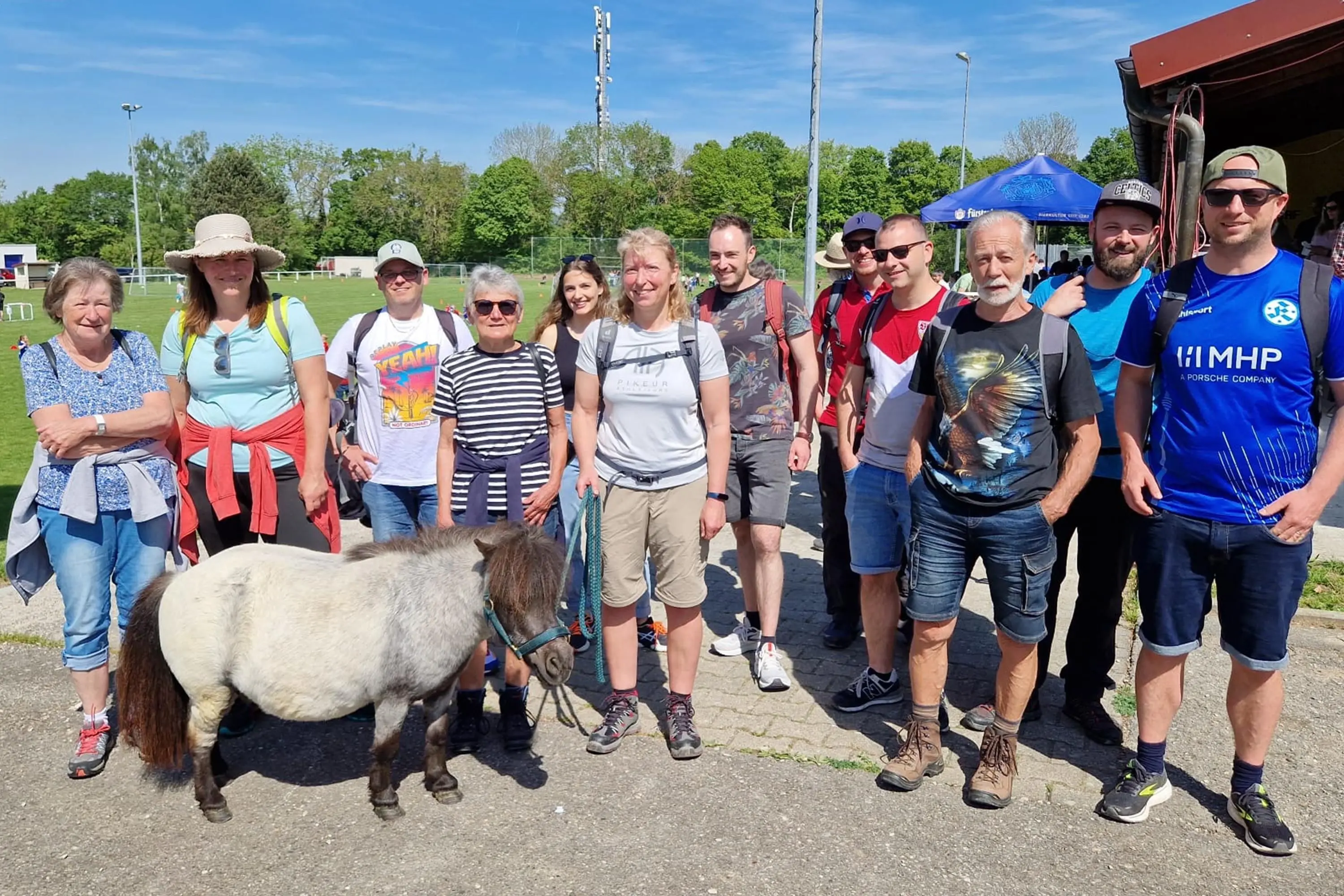 Ahldorf: „Fit in den Sommer“: Mit Sack und Pack und Sissi | swp.de