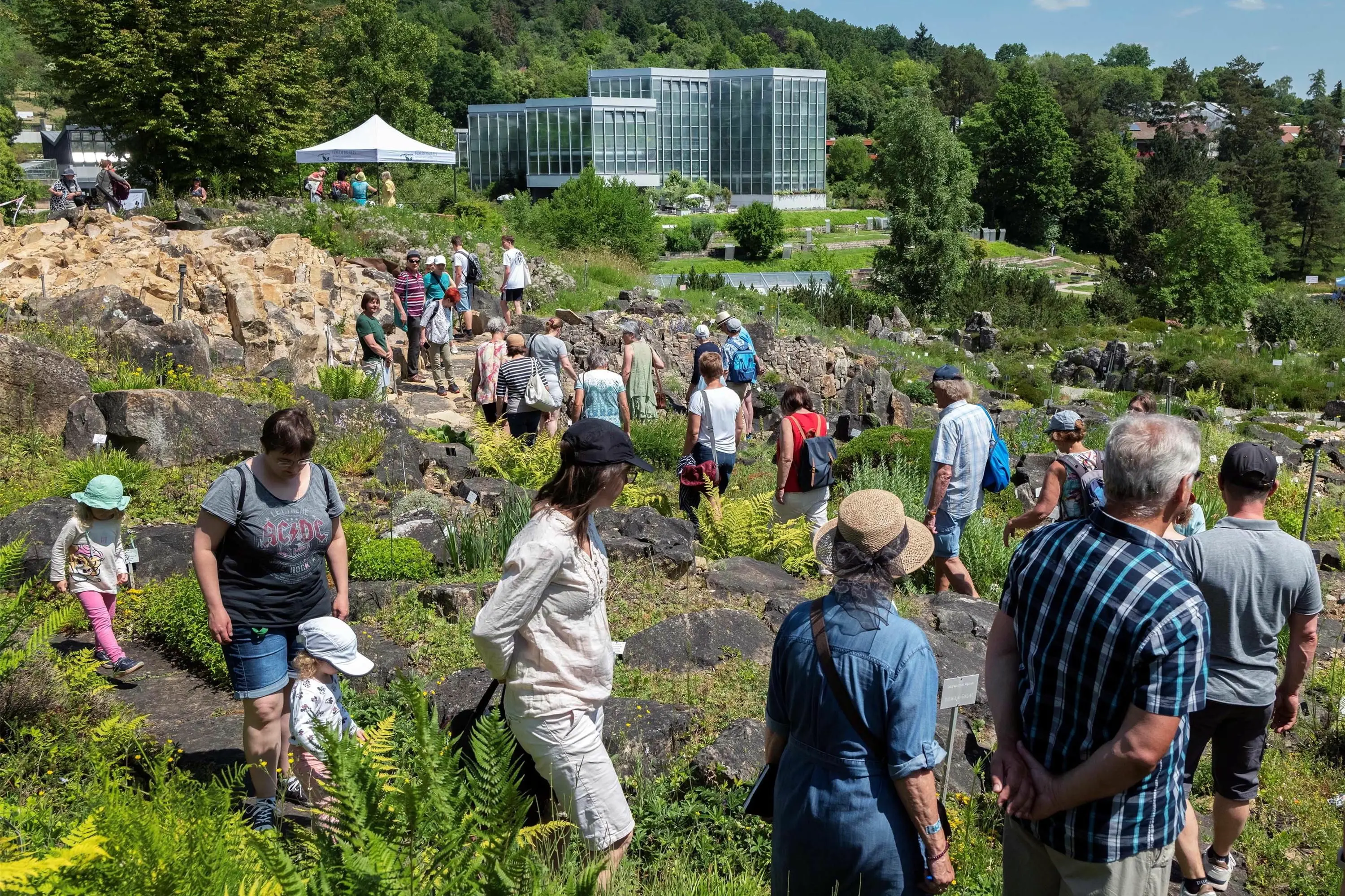 Botanischer Garten Tübingen Von der Alb bis in die Tropen swp.de