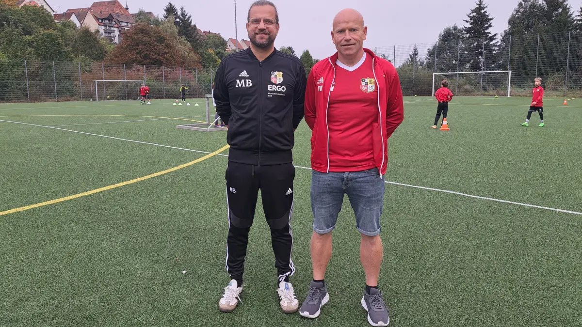 Haben am Samstag ab 12.30 Uhr in Glatten und am Sonntag ab 9 Uhr in Dornstetten attraktive Gegner zu Gast: Die SGM-Trainer Michael Braun und Thomas Wössner (von links).