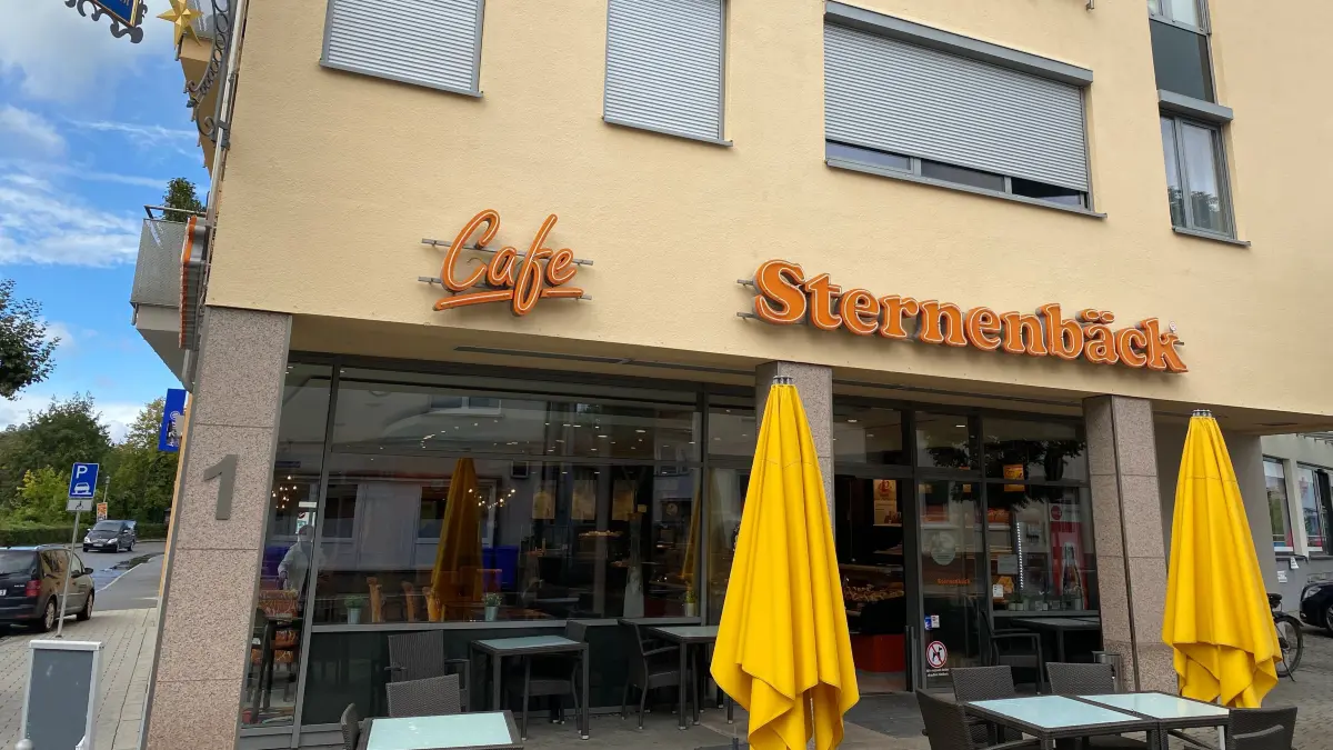 Das Sternenbäck-Café in der Herrenackerstraße in Hechingen: eine von 34 Sternenbäckereien in Baden-Württemberg, denen das Aus droht. Es sei denn, es fände sich eine Nachfolgelösung.