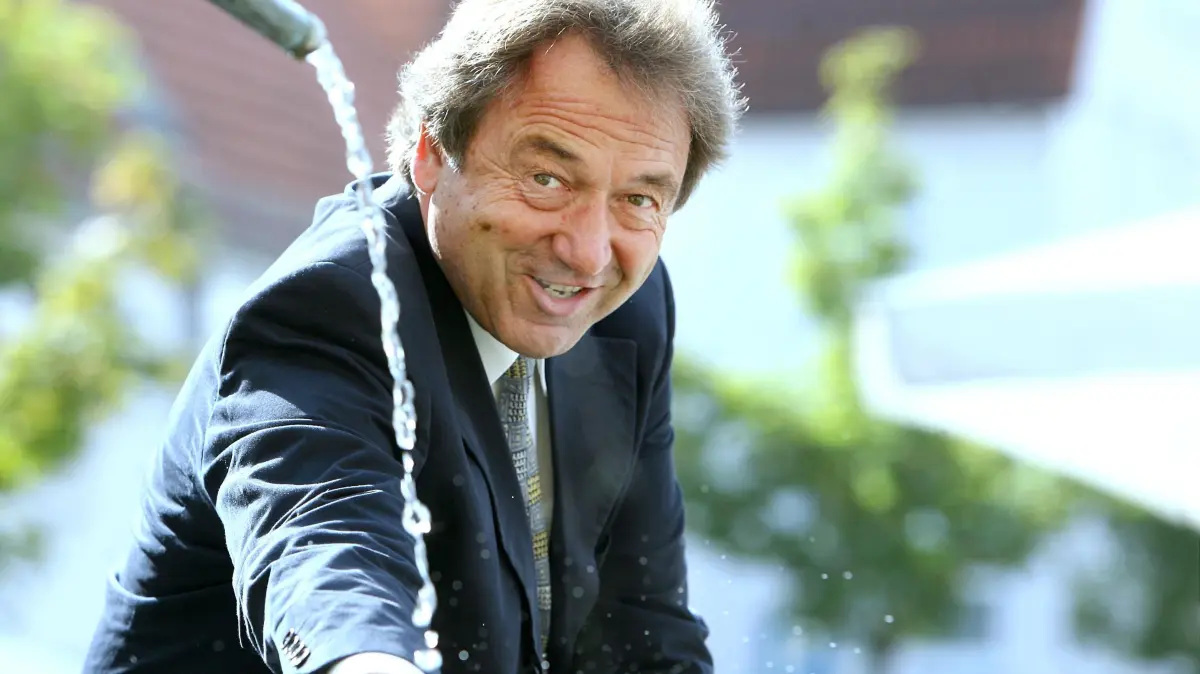 Spagat zwischen Moderne und Denkmalschutz: Wasser zählt zu seinen Lieblingselementen, obwohl Walter Veit vom Sternzeichen her ein Lufttyp ist.
