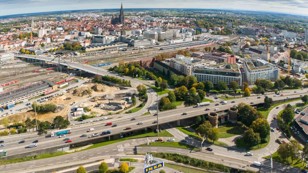 Neue Verkehrsführung am Blaubeurer Ring