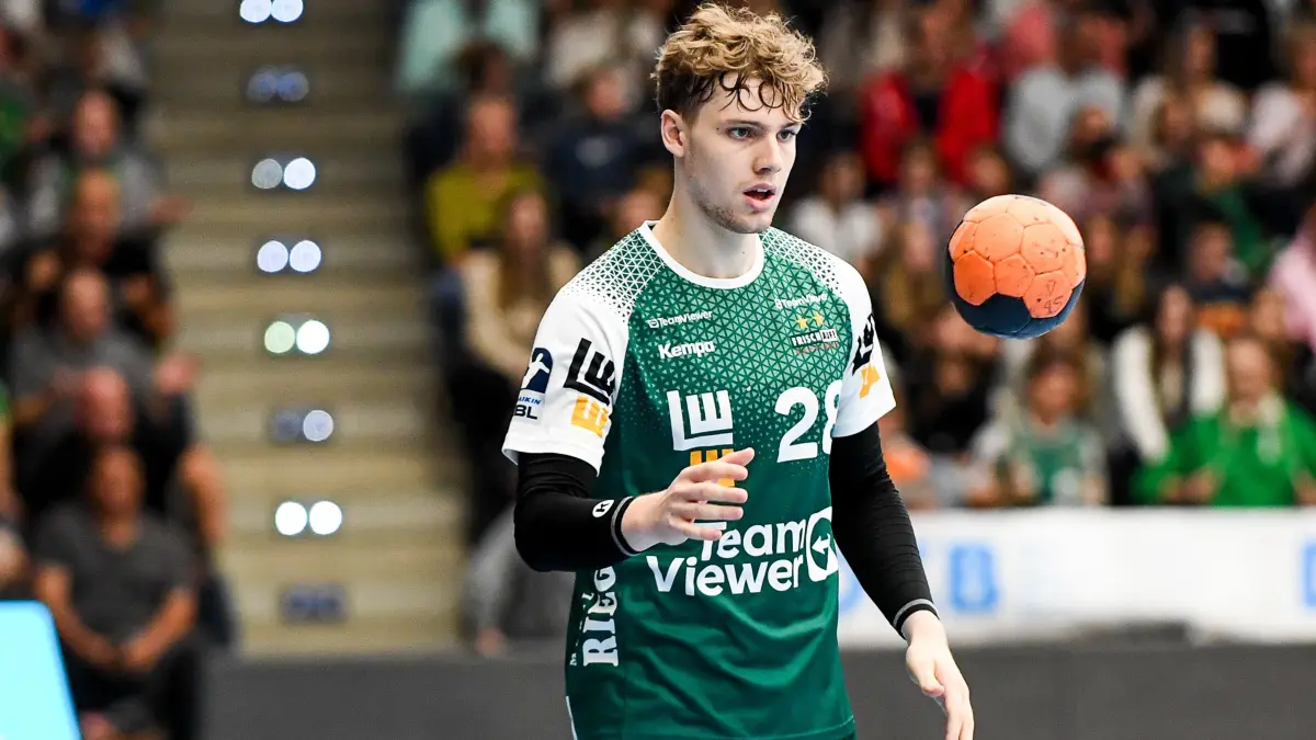 Frisch Auf Goeppingen vs. VFL Gummersbach, Handball, 1. Bundesliga, 6. Spieltag, 2024/2025, 12.10.24,: Franko Lastro (Frisch Auf Goeppingen, #28),
Frisch Auf Goeppingen vs. VFL Gummersbach, Handball, 1. Bundesliga, 6. Spieltag, 2024/2025, 12.10.24,
Eibner-Pressefoto/Andreas Ulmer