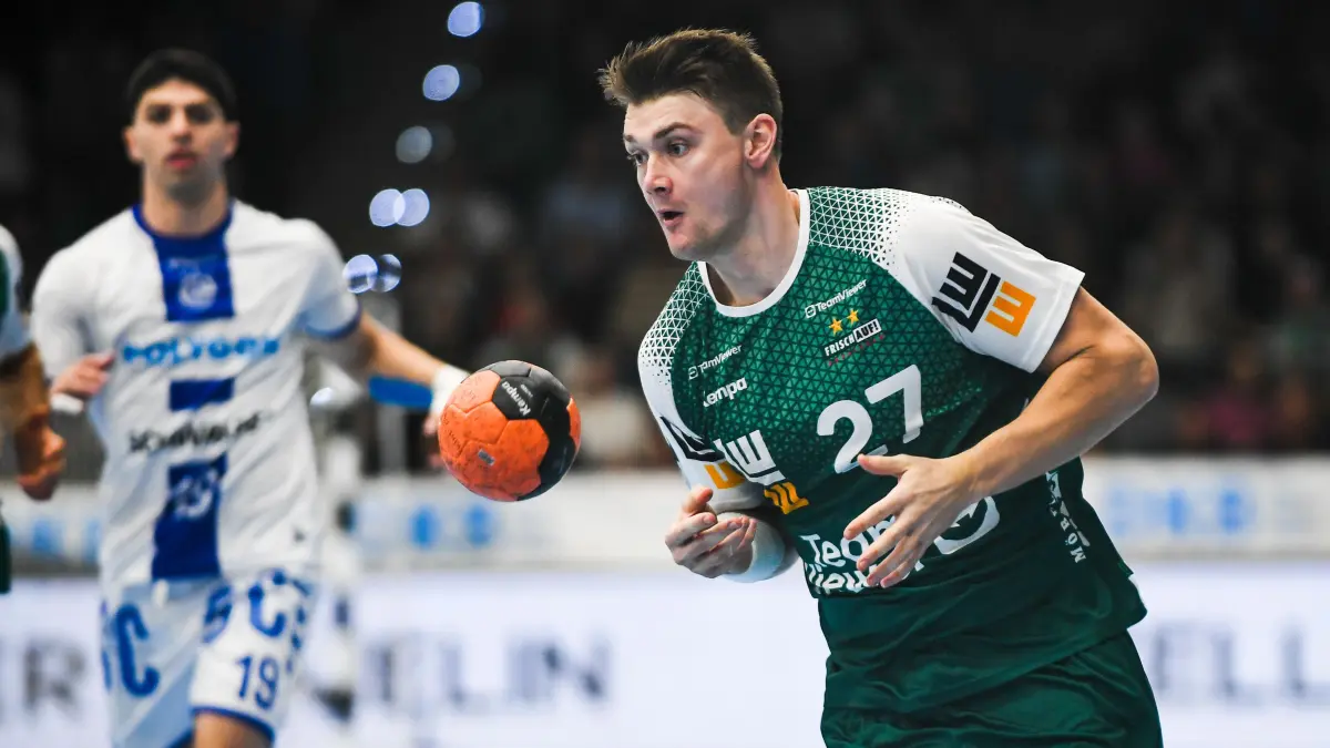 Frisch Auf Goeppingen vs. VFL Gummersbach, Handball, 1. Bundesliga, 6. Spieltag, 2024/2025, 12.10.24,: Oskar Sunnefeldt (Frisch Auf Goeppingen, #27),
Frisch Auf Goeppingen vs. VFL Gummersbach, Handball, 1. Bundesliga, 6. Spieltag, 2024/2025, 12.10.24,
Eibner-Pressefoto/Andreas Ulmer