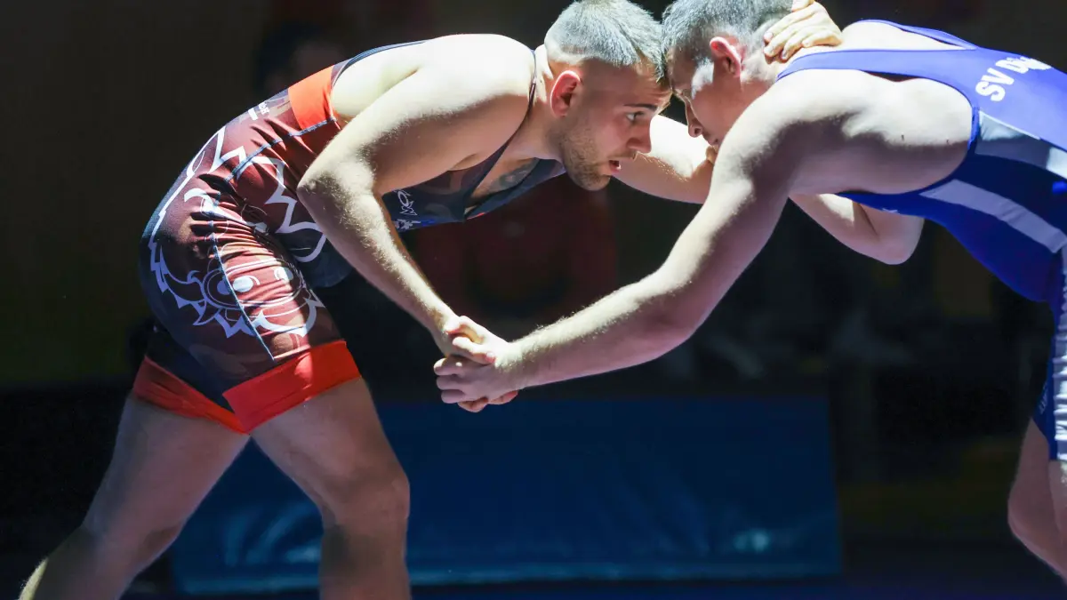 SV Ebersbach - SV Dürbheim: SV Ebersbach - SV Dürbheim
Gr.-röm. 86 kg
Dennis Wolf vs. Michael Kalmbach
Punktsieg 14:9