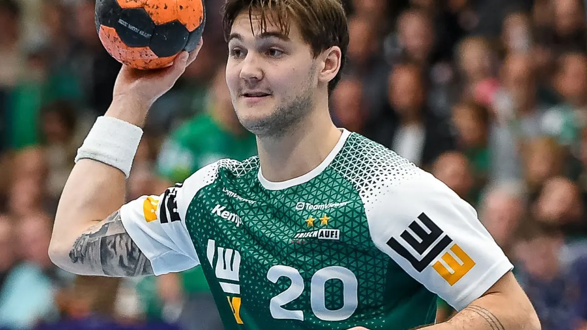 Frisch Auf Goeppingen vs. VFL Gummersbach, Handball, 1. Bundesliga, 6. Spieltag, 2024/2025, 12.10.24,: Ludvig Hallbaeck (Frisch Auf Goeppingen, #20), der Spielmacher,
Frisch Auf Goeppingen vs. VFL Gummersbach, Handball, 1. Bundesliga, 6. Spieltag, 2024/2025, 12.10.24,
Eibner-Pressefoto/Andreas Ulmer