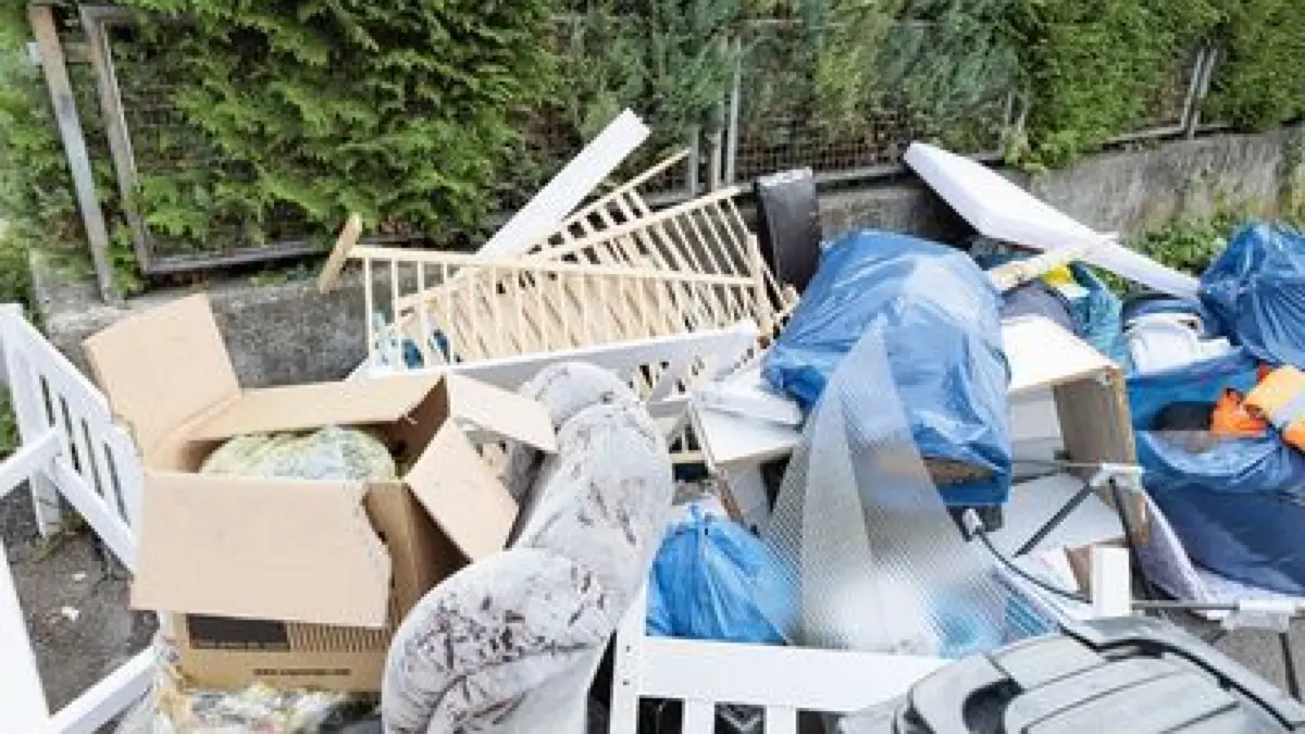 Illegale Mülentsorgung in geislingen