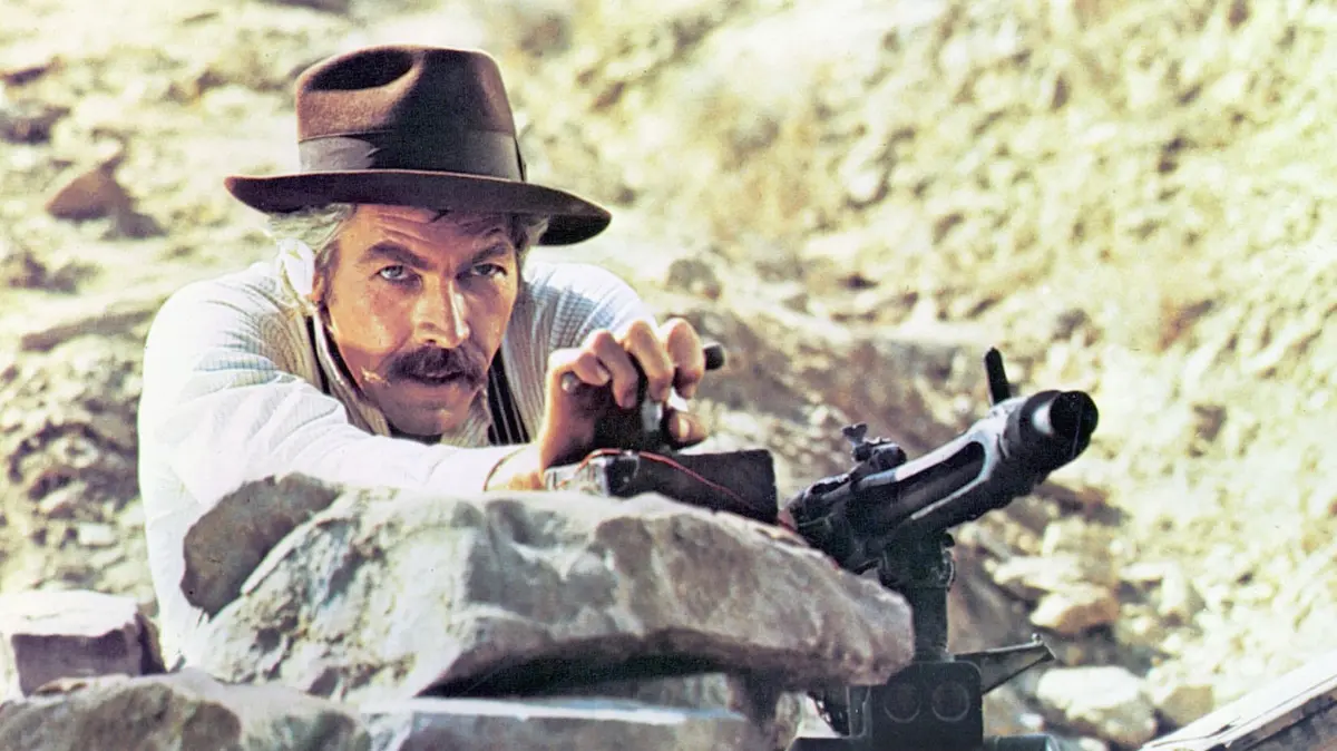 Als ehemaliger irischer Freiheitskämpfer steckt Sean Mallory (James Coburn) nun mitten in der mexikanischen Revolution.