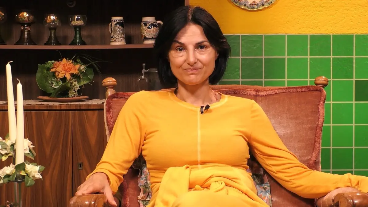 Mimi musste als zweite Kandidatin „Promi Big Brother“ in Folge 13 verlassen.