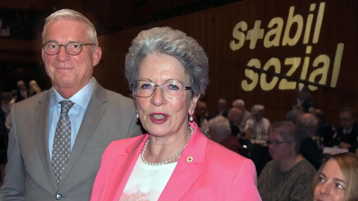 Innenminister Thomas Strobl (CDU) und DRK-Präsidentin Barbara Bosch: Mit den Worten „stets verlässlich, vertrauensvoll – aber nicht konfliktfrei“ beschrieben beide ihr Verhältnis und Zusammenwirken.