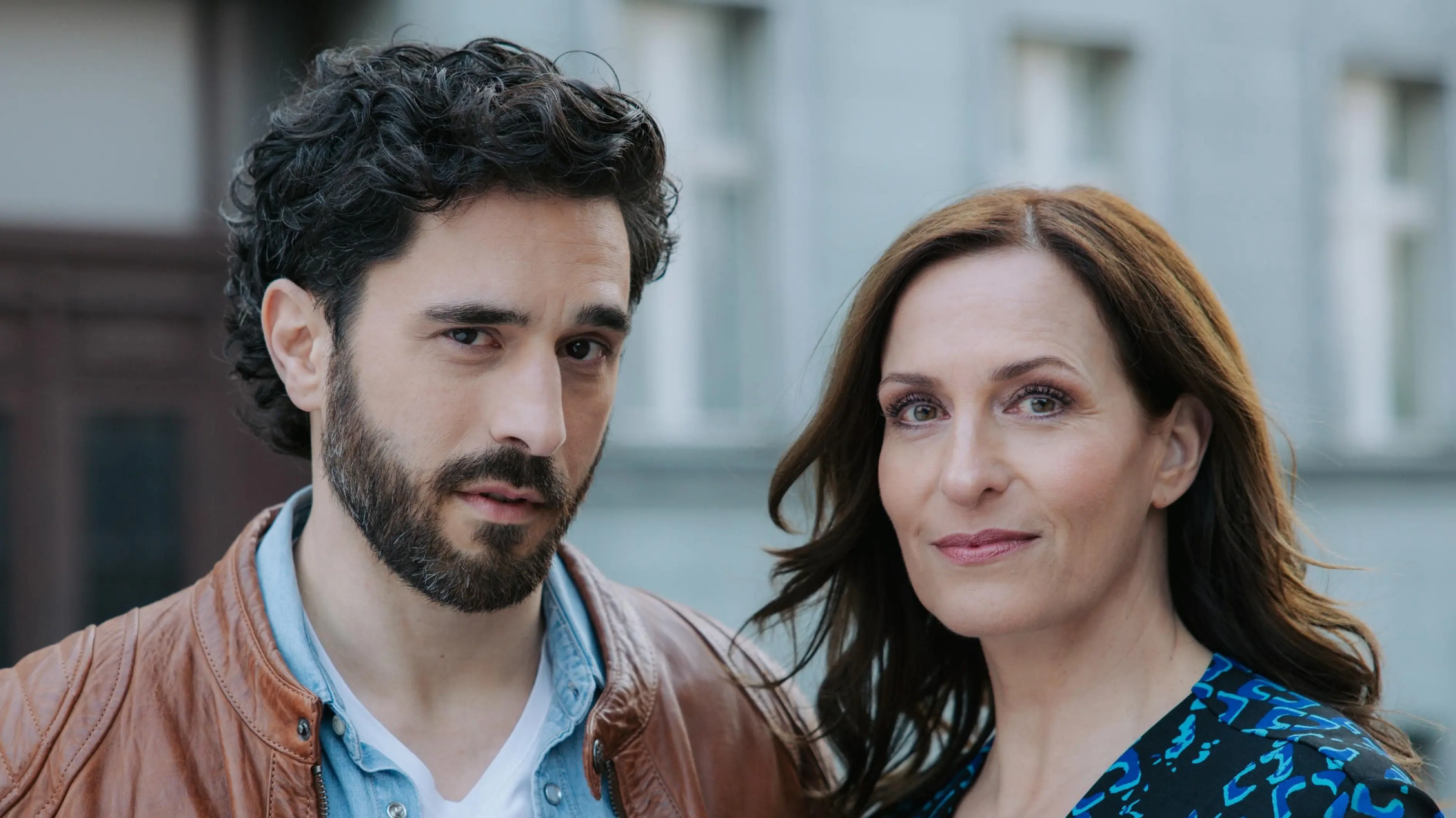 Tobias (Jan Kittmann) und Katrin (Ulrike Frank) wollen sich scheiden lassen.