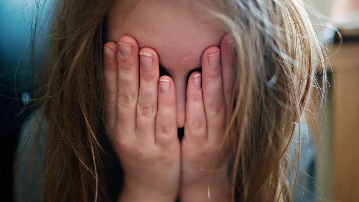 Manchmal wird alles zu viel. Schulsozialarbeiter sind sollen bei Problemen von Schülern beraten und begleiten.