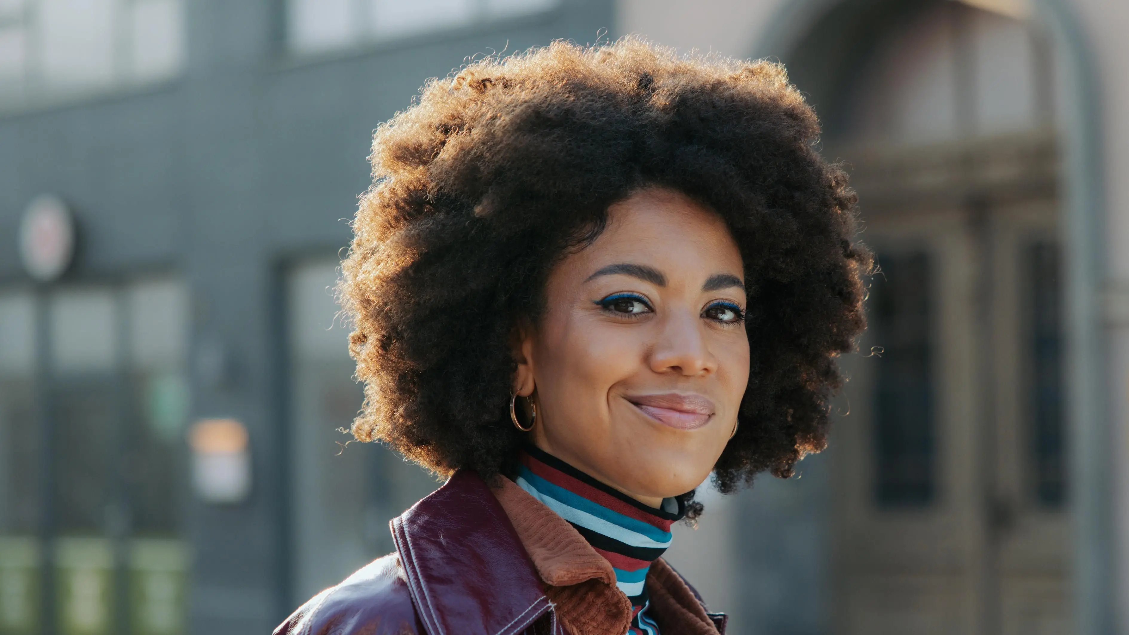 Für Flo (Pauline Afaja) könnten endlich gute Zeiten aufbrechen.