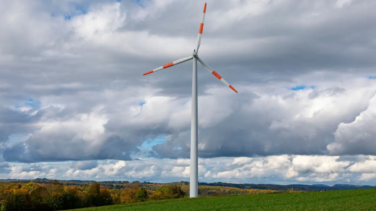 Windkraftanlagen zwischen Amstetten-Dorf und Oppingen