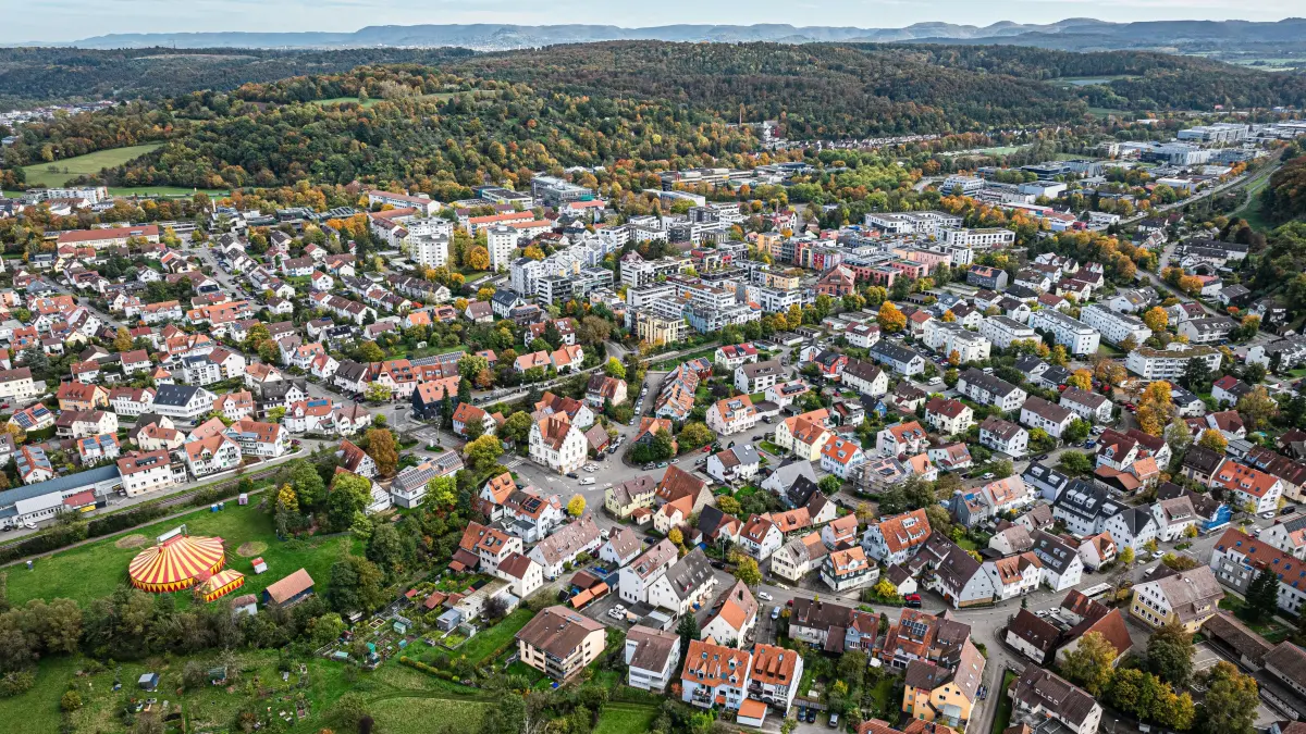 Derendingen mit Zambaioni-Zelt 10 24 Schmuckbild/Berichterstattung