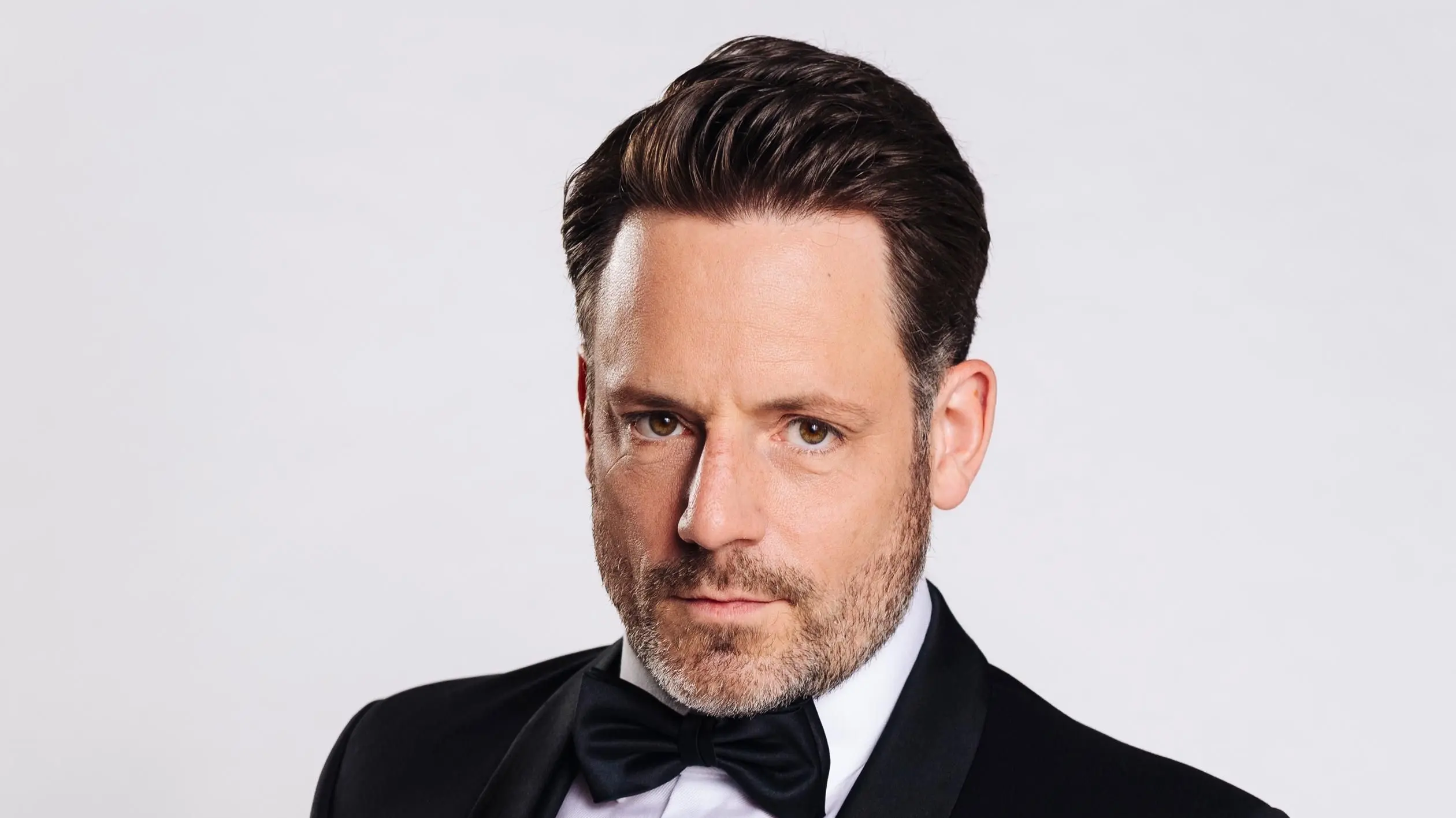 Justus (Matthias Brüggenolte) hat eine heimliche Affäre.