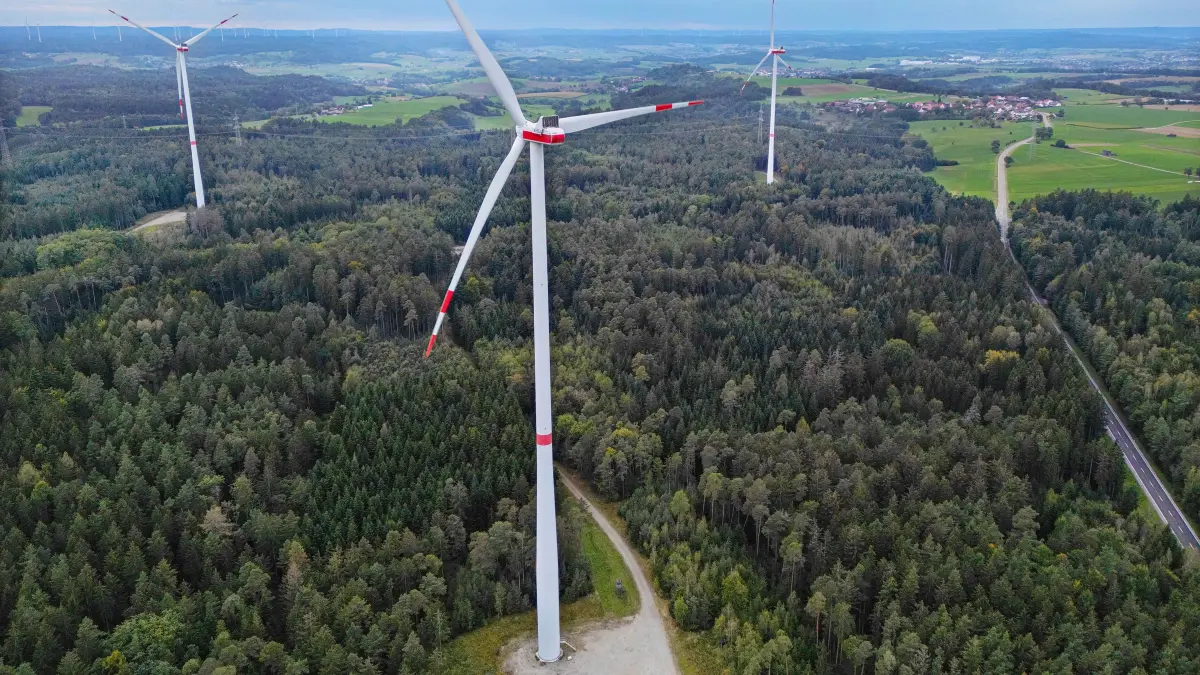 Windkraftanlagen bei Fronrot