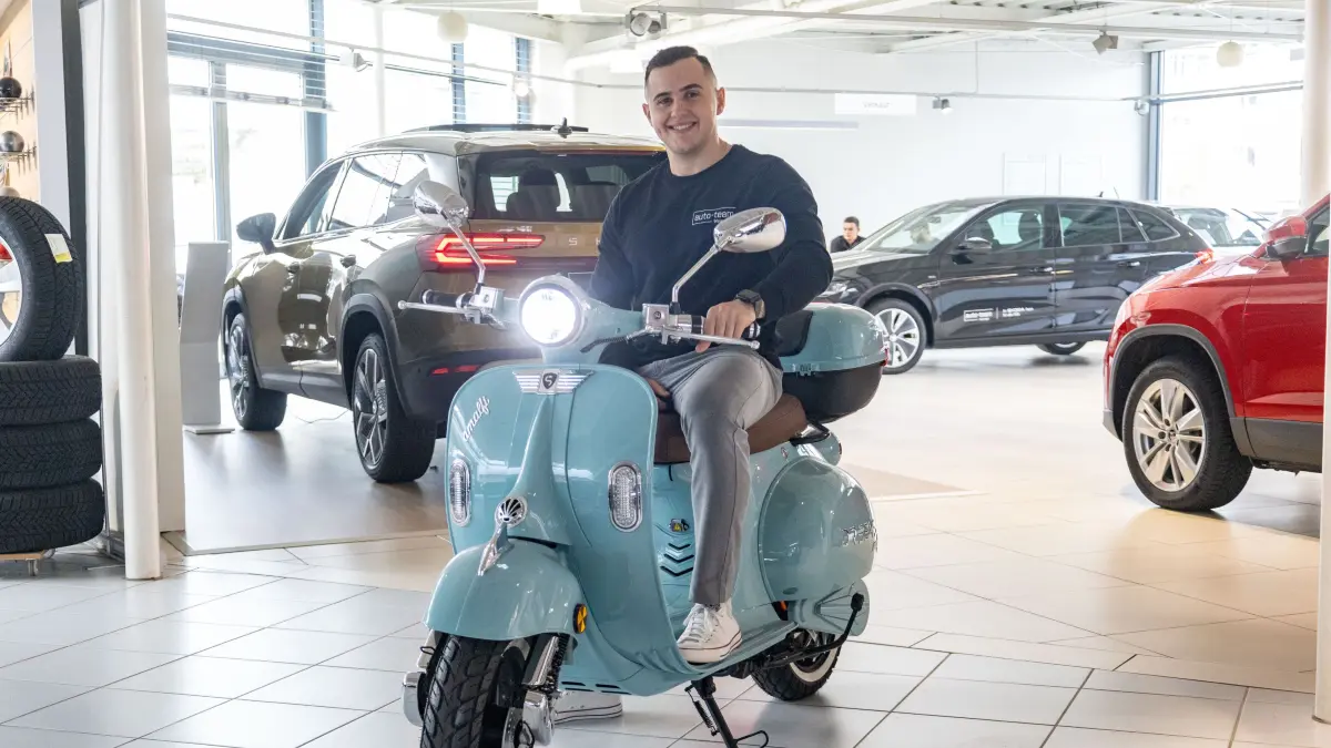Gute Taten 2024/25 Autohaus Autoteam E-Roller Gewinn