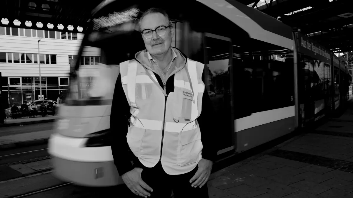 "Halte-Gesichter" , fotografiert von Manfred Schwellies