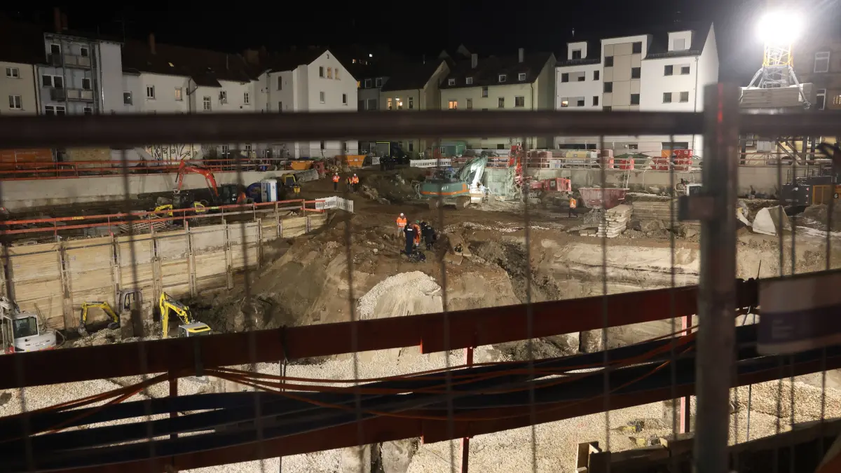 Blindgänger Ulm, Bombenentschärfung Müller-Baustelle am 25.11.2024 Innenstadt