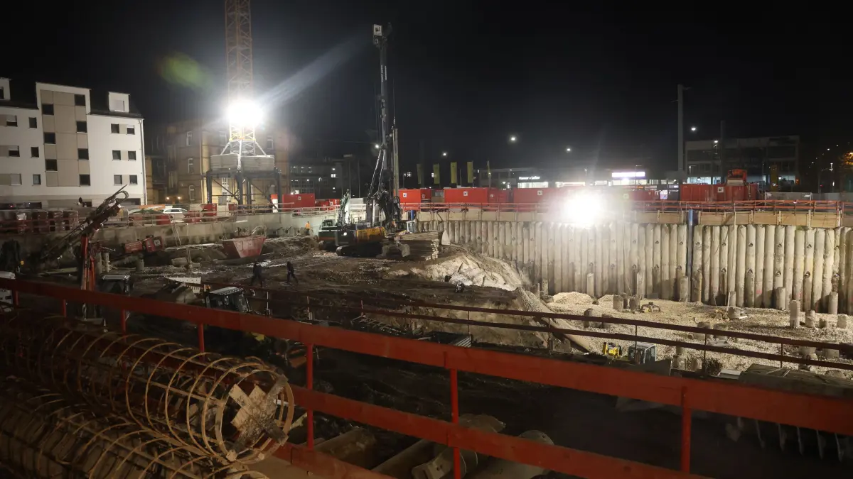 Blindgänger Ulm, Bombenentschärfung Müller-Baustelle am 25.11.2024 Innenstadt