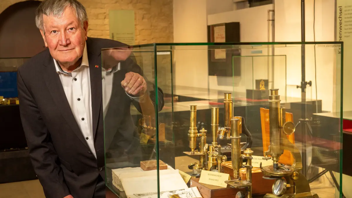 Hans-Walter Roth wird 80 - zum dem Anlass gibt es auch eine Ausstellung mit seiner privaten Sammlung im Haus der Stadtgeschichte